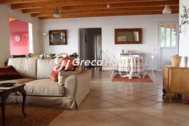 Πολυτελής Μονοκατοικία 210 τ.μ. με Θέα Θάλασσα στα Στύρα Ευβοίας – 200μ. από την Παραλία - Φωτογραφία 5