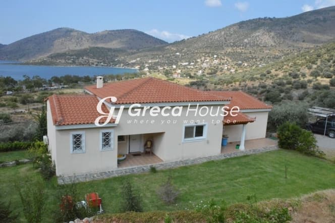 Πολυτελής Μονοκατοικία 210 τ.μ. με Θέα Θάλασσα στα Στύρα Ευβοίας – 200μ. από την Παραλία - Φωτογραφία 7