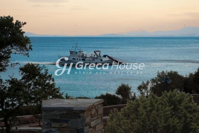 Πολυτελής Παραθαλάσσια Βίλα 250 τ.μ. στο Μαρμάρι Ευβοίας με Άμεση Πρόσβαση σε Αμμώδη Παραλία - Φωτογραφία 30