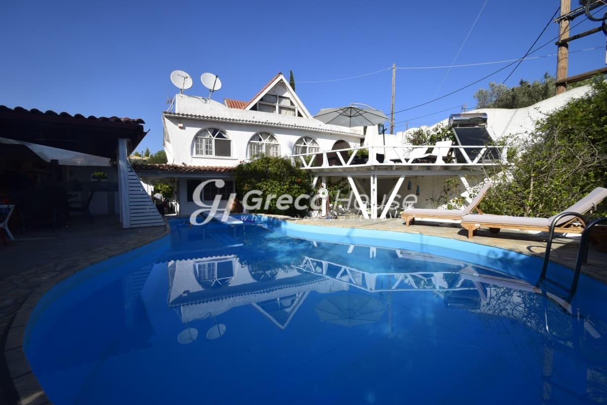 Exceptional Renovated Luxury Villa for Sale in Porto Heli with Private Pool and Unlimited Views - Photo 1