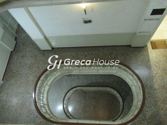 Πωλούνται Δύο Επαγγελματικά Κτίρια στην Ομόνοια, Κέντρο Αθήνας – 2.701,2 τ.μ. - Φωτογραφία 7