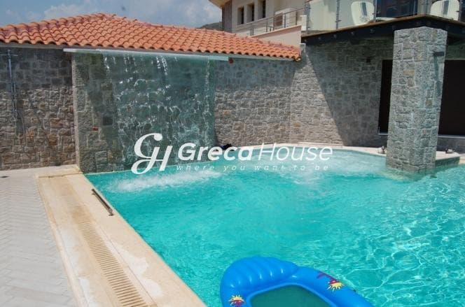 Luxury Beachfront Villa with Sea View and Pool for Sale in Epidavros - Photo 27
