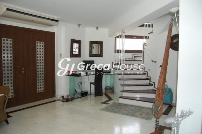 Luxury Beachfront Villa with Sea View and Pool for Sale in Epidavros - Photo 14