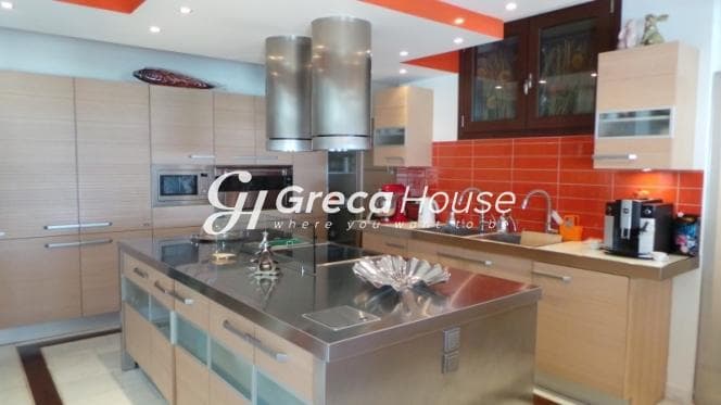 Luxury Beachfront Villa with Sea View and Pool for Sale in Epidavros - Photo 4