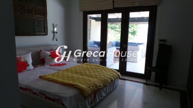 Luxury Beachfront Villa with Sea View and Pool for Sale in Epidavros - Photo 53