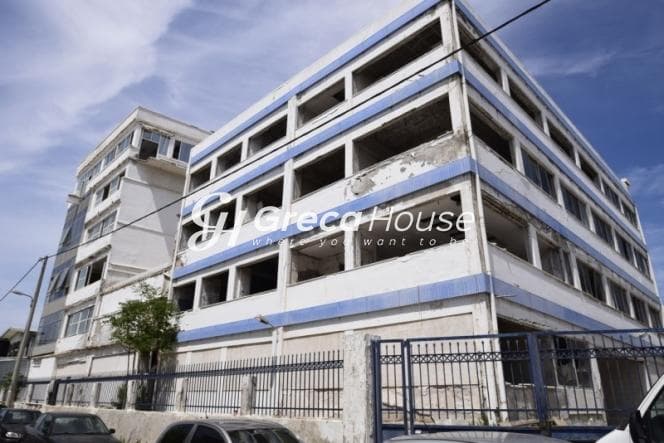 Επαγγελματικό Κτίριο 5.200 τ.μ. προς Πώληση στο Μοσχάτο | Επενδυτική Ευκαιρία - Φωτογραφία 1