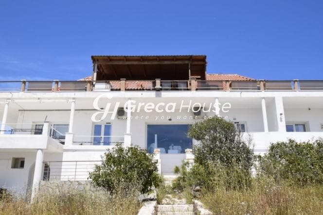 Beachfront Hotel for Sale in Sounio – Unique Location, Direct Sea Access - Photo 41