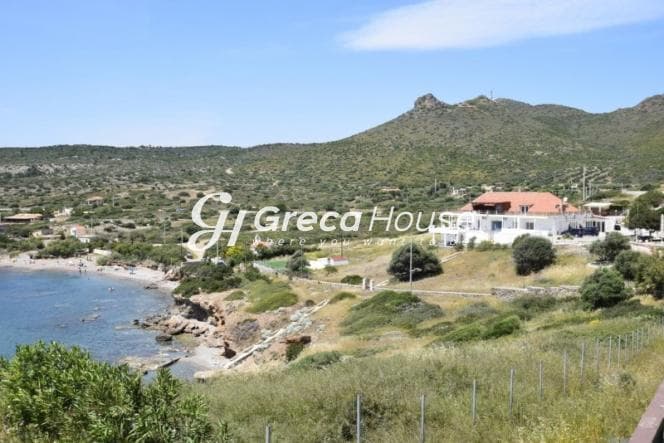 Beachfront Hotel for Sale in Sounio – Unique Location, Direct Sea Access - Photo 1