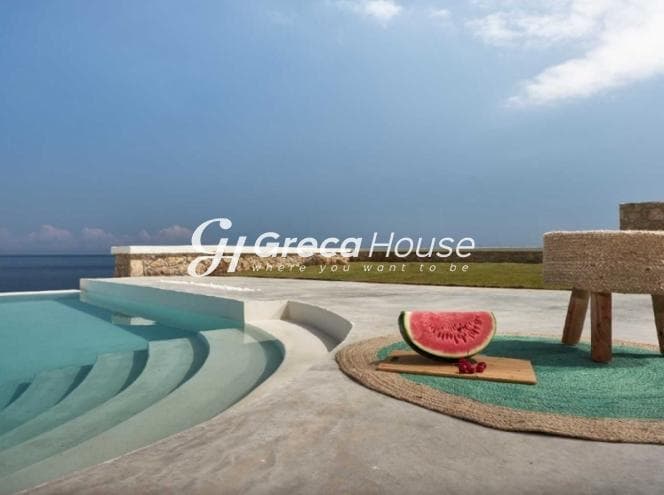 Luxurious 270m² Beachfront Villa with Pool and Sea View in Zakynthos - Photo 16
