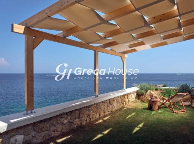 Luxurious 270m² Beachfront Villa with Pool and Sea View in Zakynthos - Photo 21