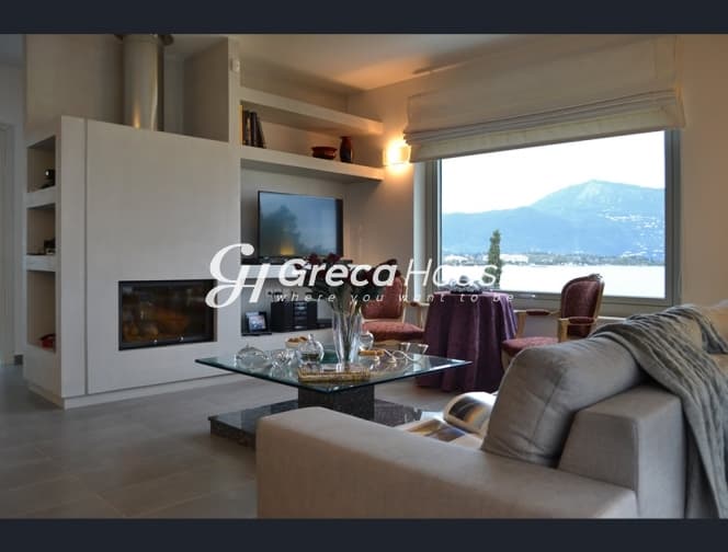 Πολυτελής Παραθαλάσσια Βίλα 460 τ.μ. με Τρεις Κατοικίες και Πισίνα στη Δασσιά Κέρκυρας - Φωτογραφία 4