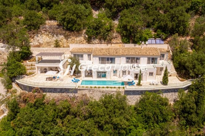 Πολυτελής Νεόδμητη Βίλα 600 τ.μ. με Ιδιωτική Πρόσβαση στη Θάλασσα – Κέρκυρα - Φωτογραφία 3