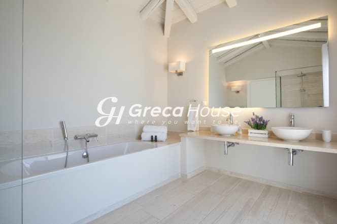 Πολυτελής Νεόδμητη Βίλα 600 τ.μ. με Ιδιωτική Πρόσβαση στη Θάλασσα – Κέρκυρα - Φωτογραφία 25