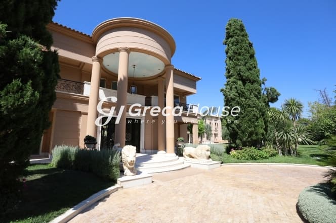 Ιδιωτικό Συγκρότημα Τριών Πολυτελών Κατοικιών στην Εκάλη – Πισίνα, Τένις, Απόλυτη Ιδιωτικότητα - Φωτογραφία 9