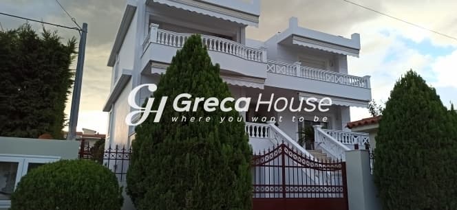 Πολυτελής Μεζονέτα-Βίλα 510 τ.μ. με Ασανσέρ, Θέα και Υπόλοιπο Δόμησης – Λουτράκι-Περαχώρα - Φωτογραφία 1