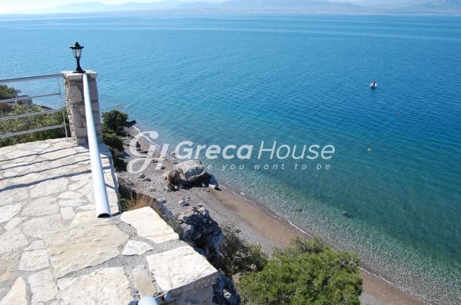 Πολυτελής Παραθαλάσσια Βίλα 560 τ.μ. με Ιδιωτική Παραλία στο Λουτράκι - Φωτογραφία 29