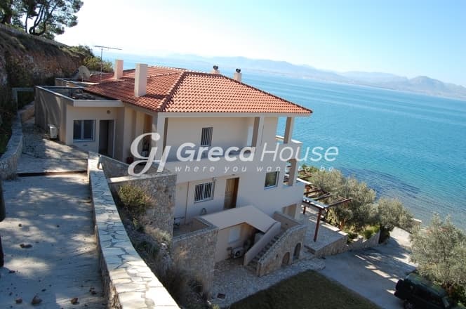 Πολυτελής Παραθαλάσσια Βίλα 560 τ.μ. με Ιδιωτική Παραλία στο Λουτράκι - Φωτογραφία 59