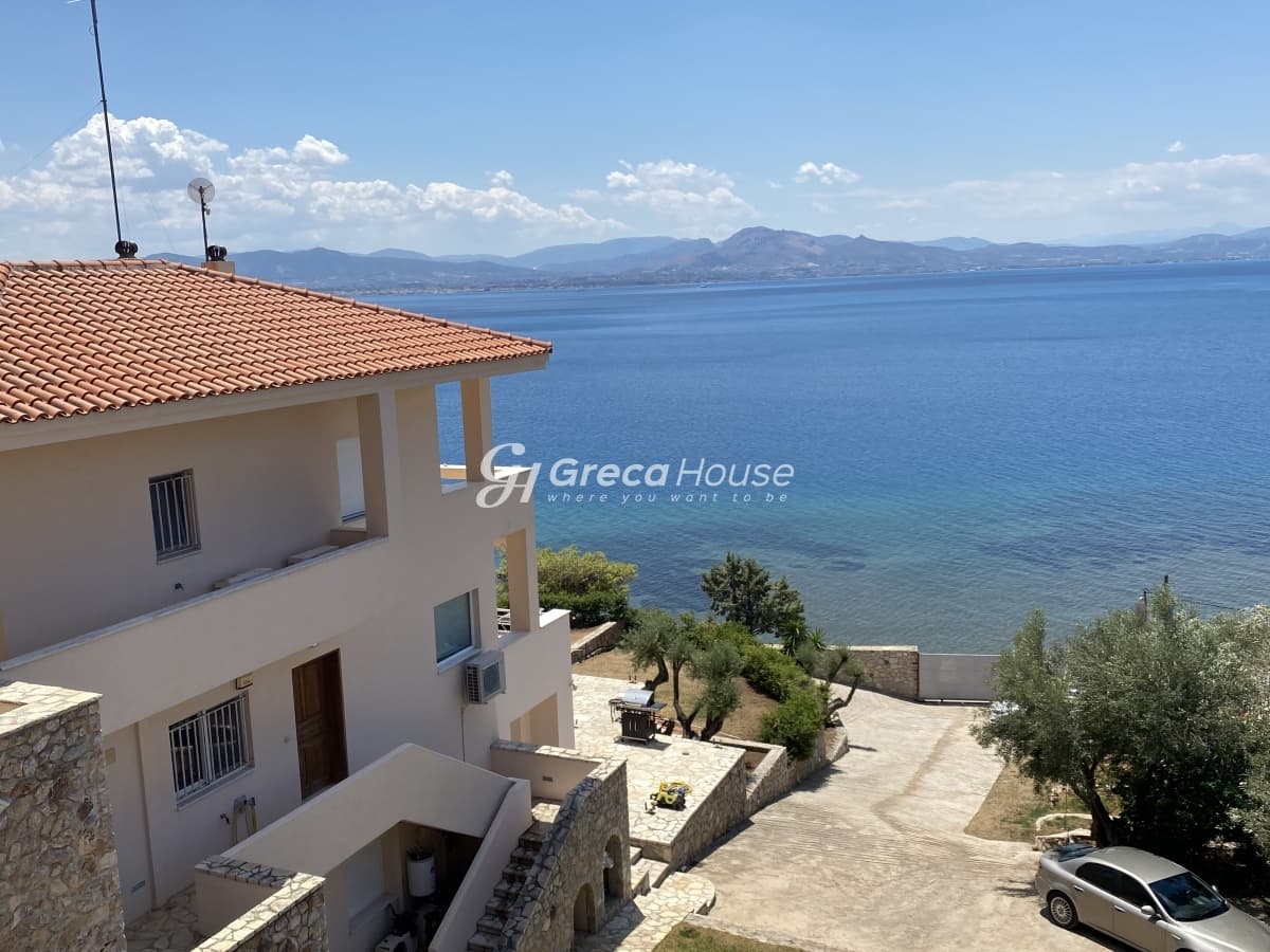 Πολυτελής Παραθαλάσσια Βίλα 560 τ.μ. με Ιδιωτική Παραλία στο Λουτράκι - Φωτογραφία 39