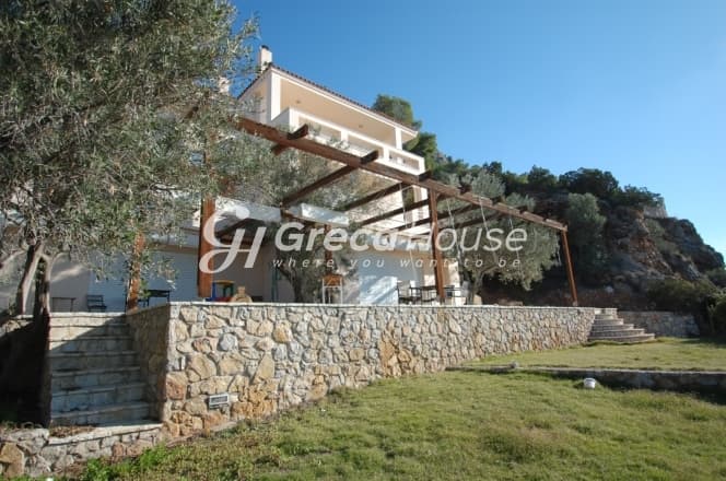 Πολυτελής Παραθαλάσσια Βίλα 560 τ.μ. με Ιδιωτική Παραλία στο Λουτράκι - Φωτογραφία 47