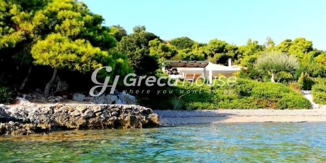 Παραθαλάσσια Πολυτελής Βίλα 190 τ.μ. με Άμεση Πρόσβαση στη Θάλασσα στο Λουτράκι - Φωτογραφία 26
