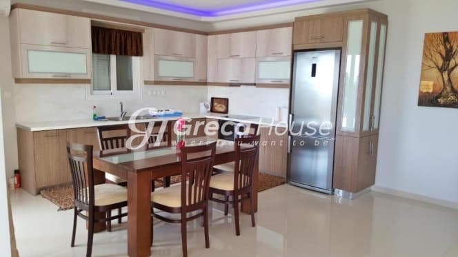 Παραθαλάσσια Πολυτελής Βίλα 190 τ.μ. με Άμεση Πρόσβαση στη Θάλασσα στο Λουτράκι - Φωτογραφία 19
