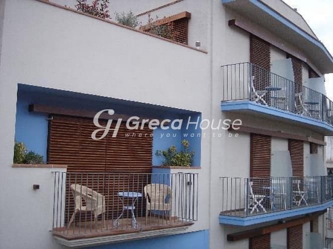 Seaside Hotel in Loutraki: 1,960 sqm Investment Opportunity with Sea Views - Photo 5