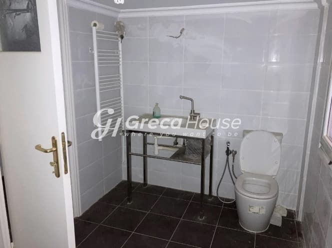 Ανακαινισμένο Διαμέρισμα 3 Υπνοδωματίων Νεοκλασικού Στυλ στα Εξάρχεια, Αθήνα - Φωτογραφία 10