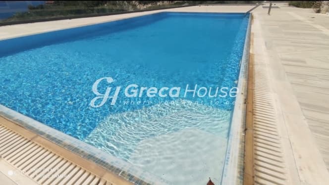 Πολυτελής Τριώροφη Βίλα με Θέα Θάλασσα και Πισίνα στον Θεολόγο Μαλεσίνας - Φωτογραφία 17