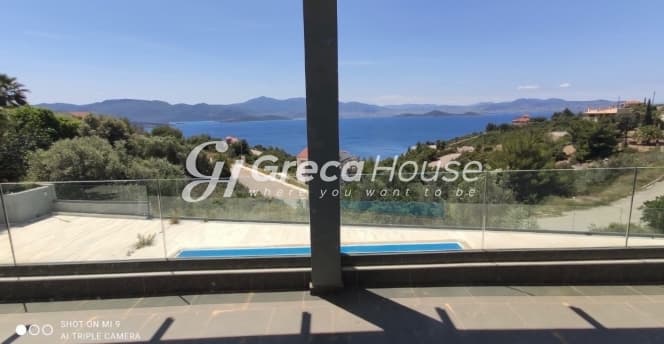 Πολυτελής Τριώροφη Βίλα με Θέα Θάλασσα και Πισίνα στον Θεολόγο Μαλεσίνας - Φωτογραφία 32