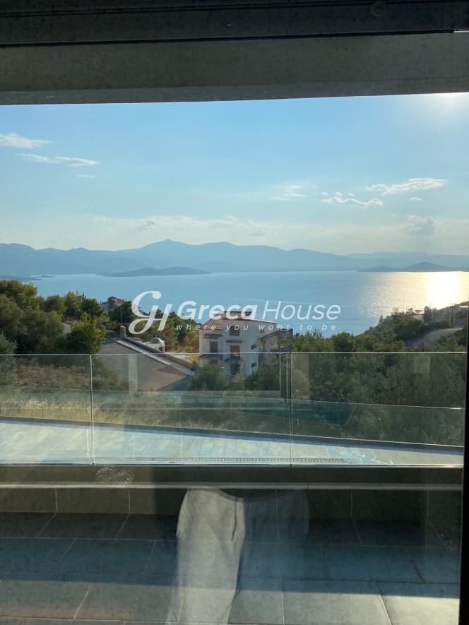 Πολυτελής Τριώροφη Βίλα με Θέα Θάλασσα και Πισίνα στον Θεολόγο Μαλεσίνας - Φωτογραφία 34