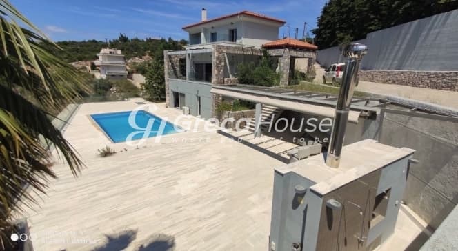 Πολυτελής Τριώροφη Βίλα με Θέα Θάλασσα και Πισίνα στον Θεολόγο Μαλεσίνας - Φωτογραφία 10