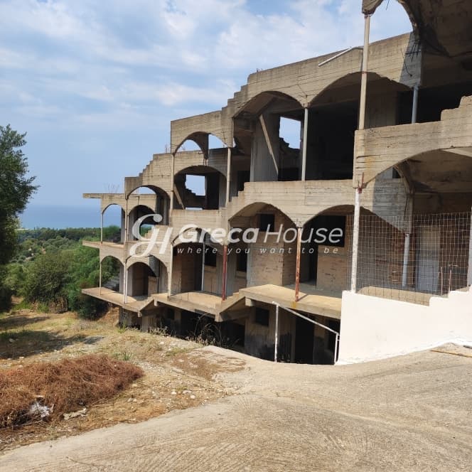 Unfinished Hotel with Unlimited Sea View – Investment Opportunity in Kyllini - Photo 1