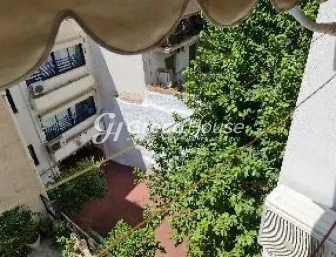 Elegant 3-Bedroom Apartment with Square Views in Vibrant Kypseli, Athens - Photo 7