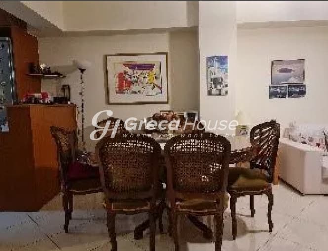 Elegant 3-Bedroom Apartment with Square Views in Vibrant Kypseli, Athens - Photo 4