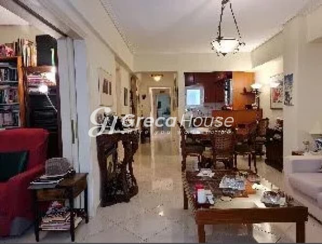 Elegant 3-Bedroom Apartment with Square Views in Vibrant Kypseli, Athens - Photo 10