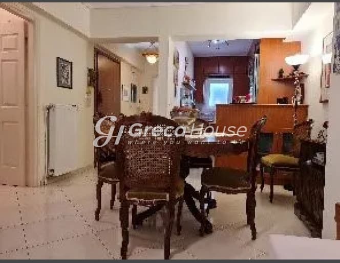 Elegant 3-Bedroom Apartment with Square Views in Vibrant Kypseli, Athens - Photo 17