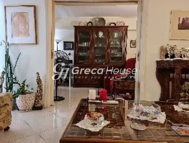 Elegant 3-Bedroom Apartment with Square Views in Vibrant Kypseli, Athens - Photo 3
