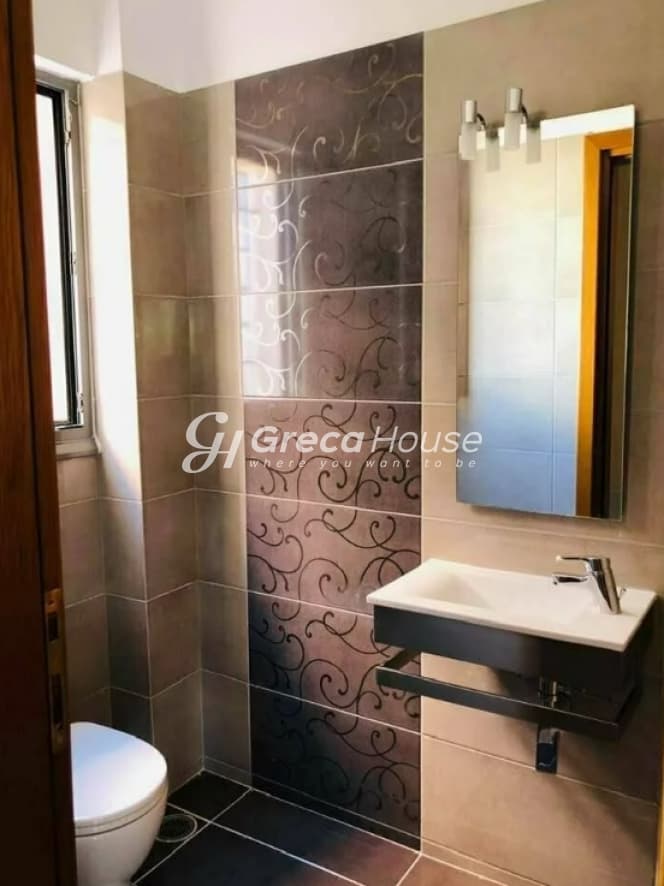 Εκλεπτυσμένη Μεζονέτα 5 Υπνοδωματίων στα Καλύβια Θορικού, Κέντρο - Φωτογραφία 7