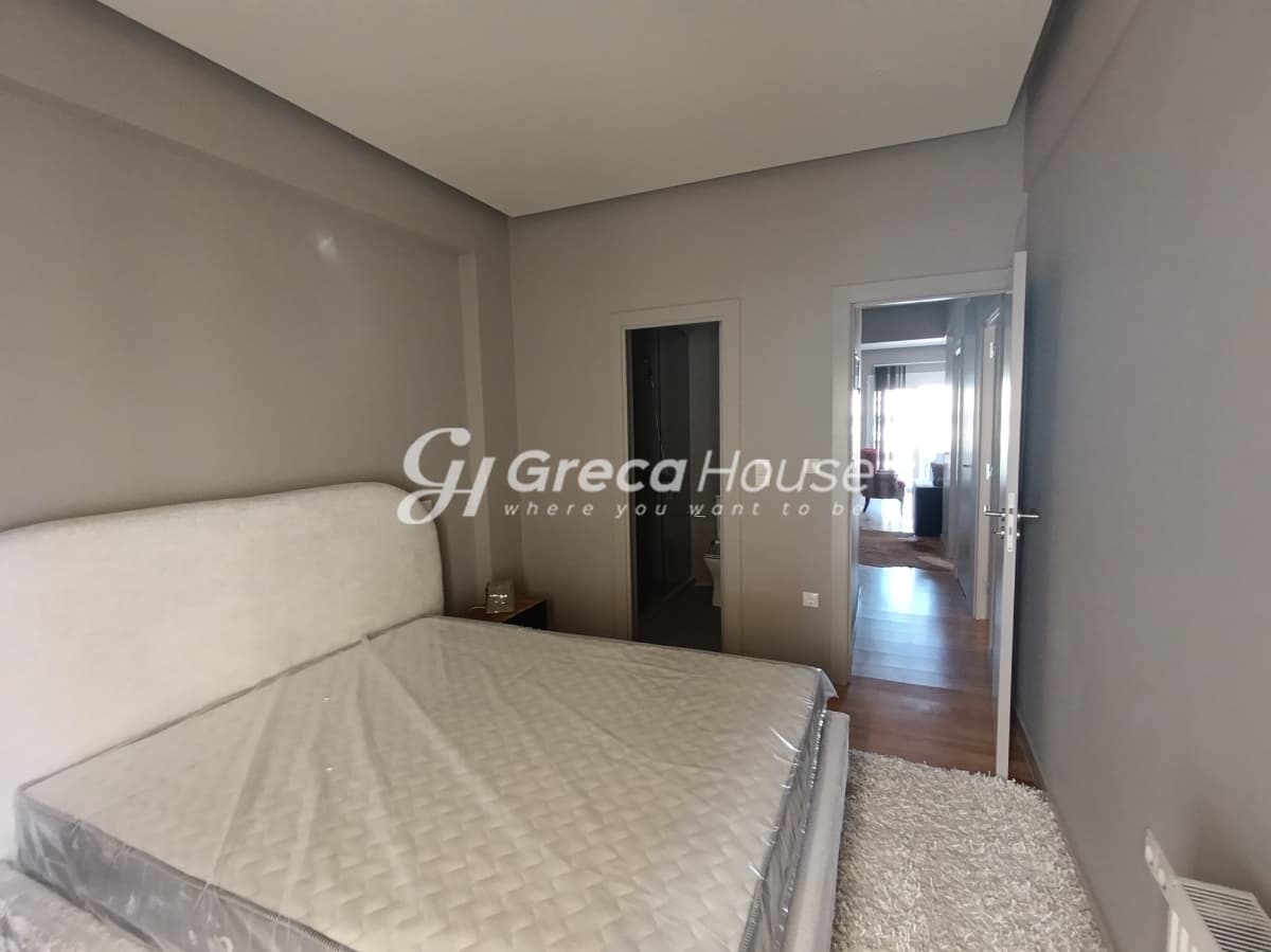 Renovated 112 sqm Penthouse with Jacuzzi & Lycabettus Views - Ilisia, Athens - Photo 7