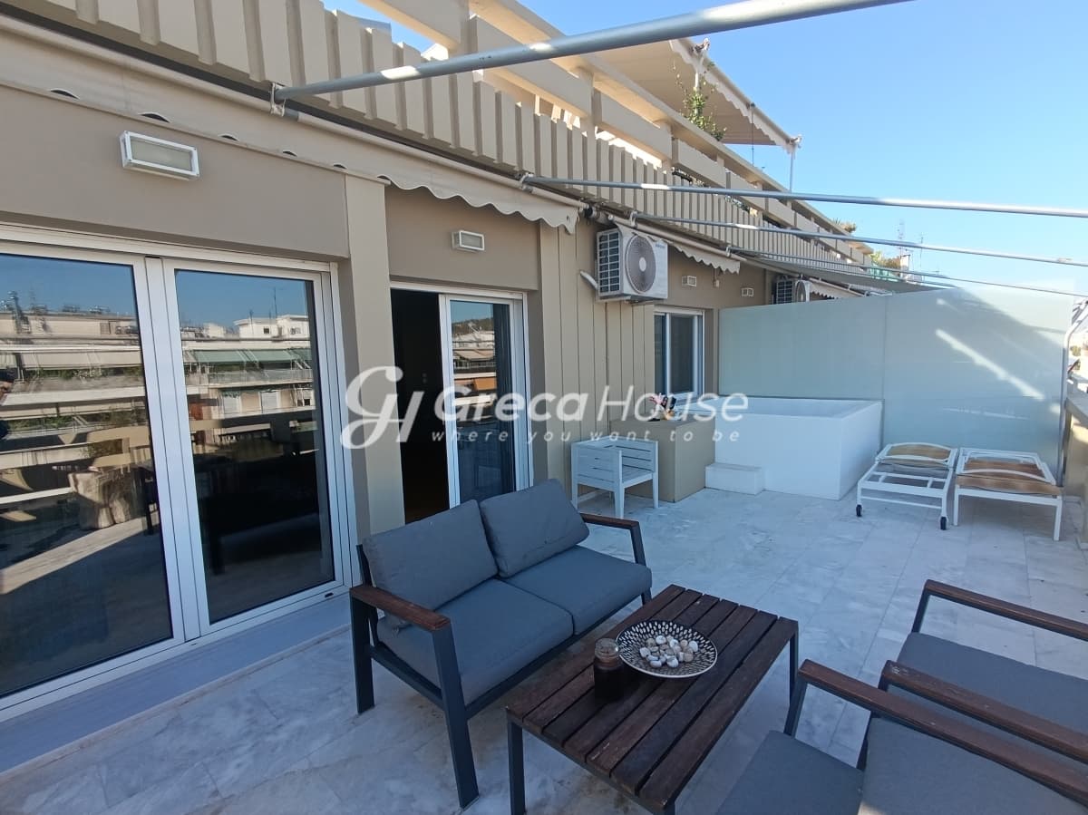 Renovated 112 sqm Penthouse with Jacuzzi & Lycabettus Views - Ilisia, Athens - Photo 2
