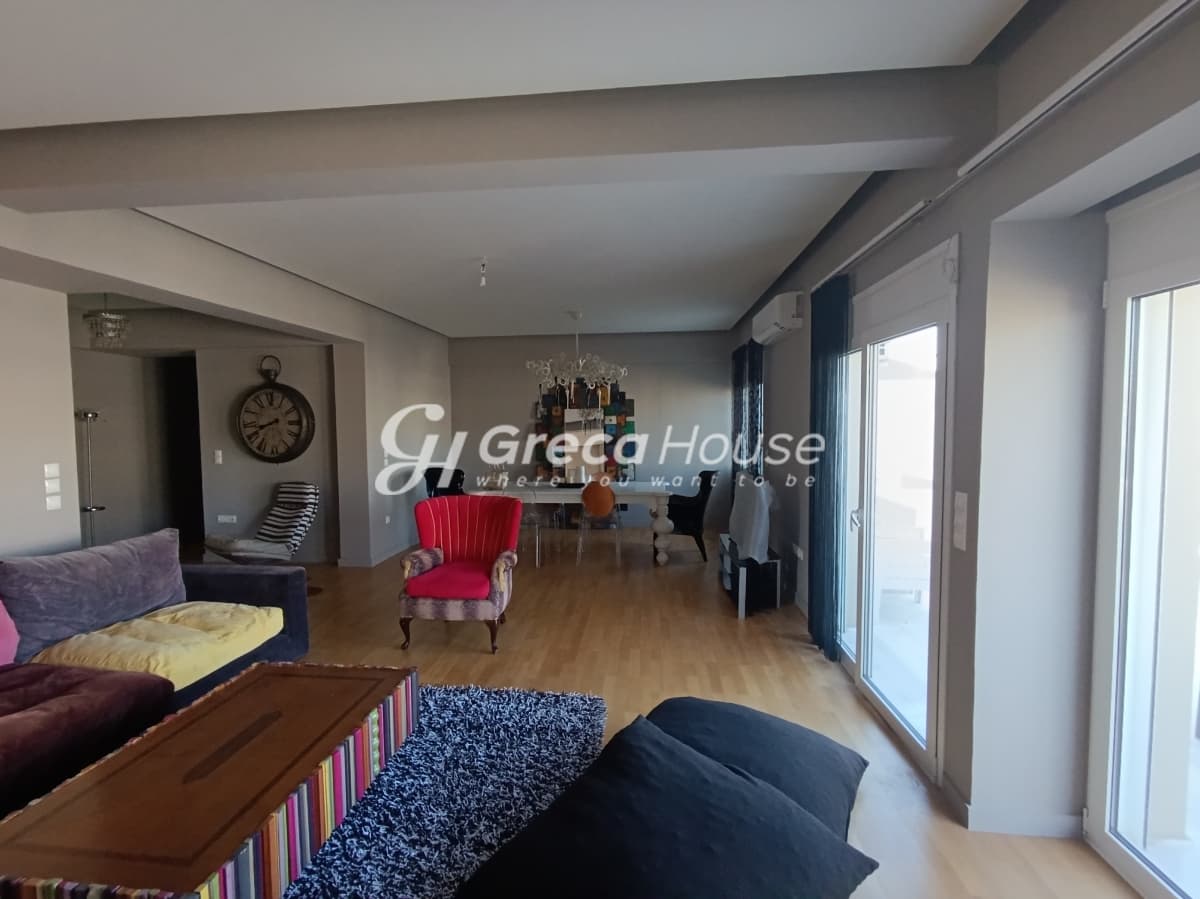 Renovated 112 sqm Penthouse with Jacuzzi & Lycabettus Views - Ilisia, Athens - Photo 18