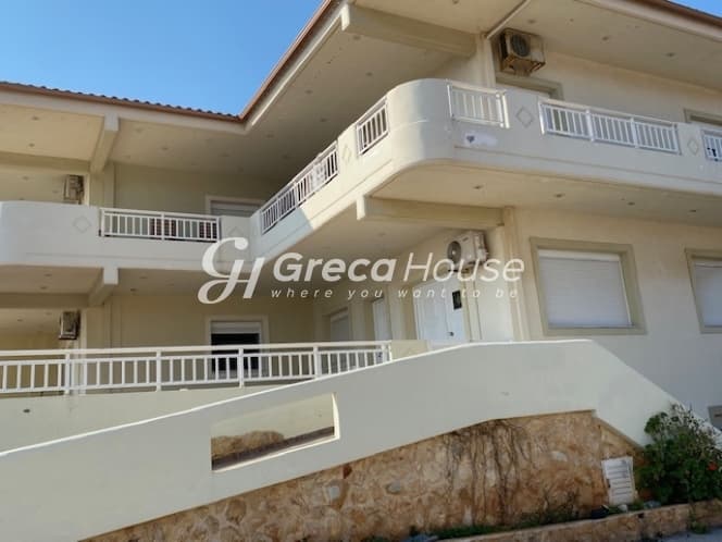 Πολυτελές Παραθαλάσσιο Κτίριο 10 Διαμερισμάτων στον Άσσο Κορινθίας – Επένδυση με Άμεση Απόδοση - Φωτογραφία 11
