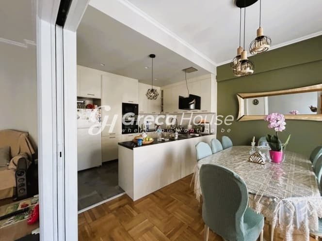 Stunning 3-Bedroom Apartment in Athens' Vibrant Mavili Square, Ilisia - Photo 18