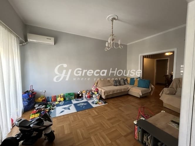 Stunning 3-Bedroom Apartment in Athens' Vibrant Mavili Square, Ilisia - Photo 11