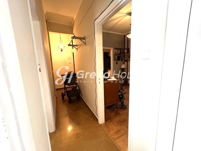 Stunning 3-Bedroom Apartment in Athens' Vibrant Mavili Square, Ilisia - Photo 32