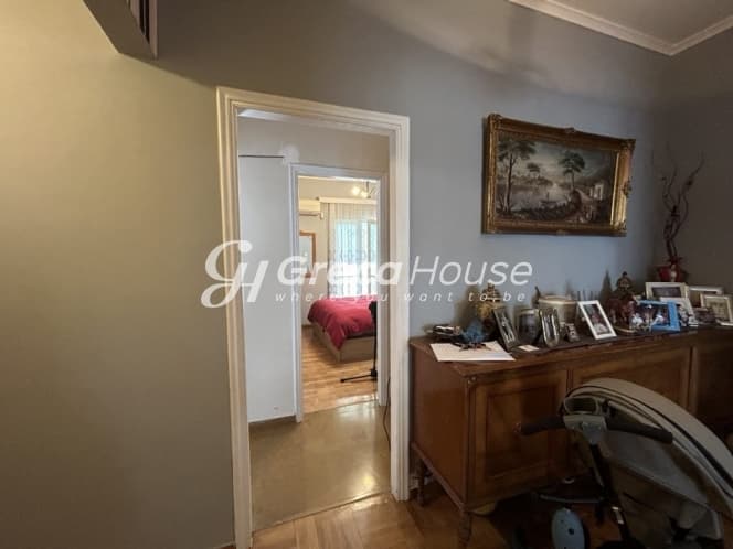 Stunning 3-Bedroom Apartment in Athens' Vibrant Mavili Square, Ilisia - Photo 36