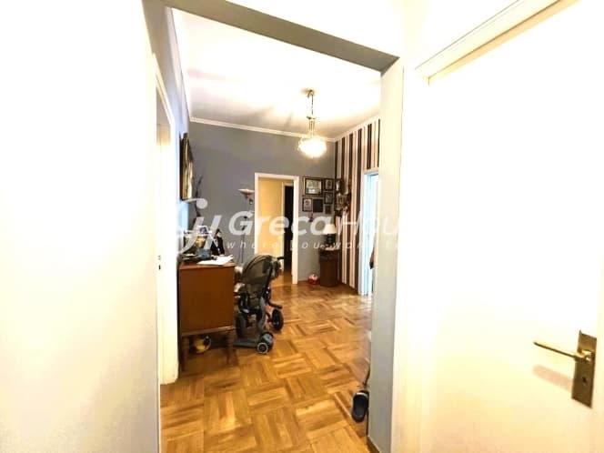 Stunning 3-Bedroom Apartment in Athens' Vibrant Mavili Square, Ilisia - Photo 34