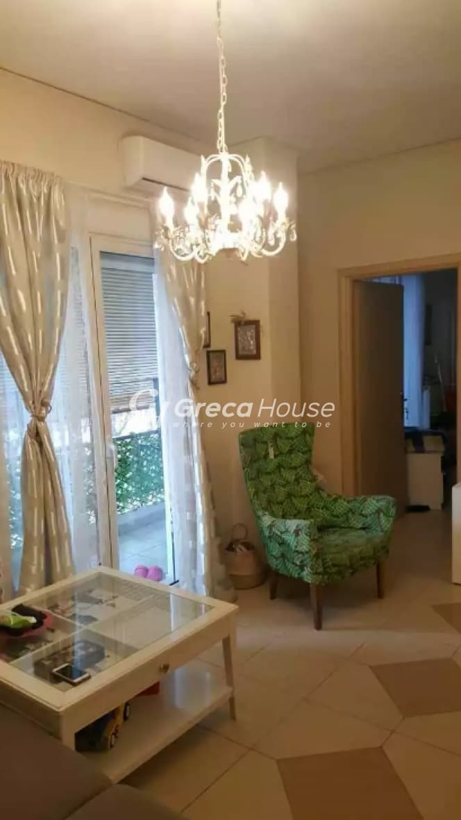 Renovated 2-Bedroom Apartment in Koukaki, Athens - Photo 4