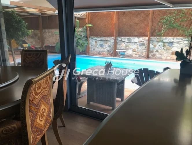 Luxurious 3-Bedroom Maisonette with Pool & Garden in Nea Kifissia - Photo 11