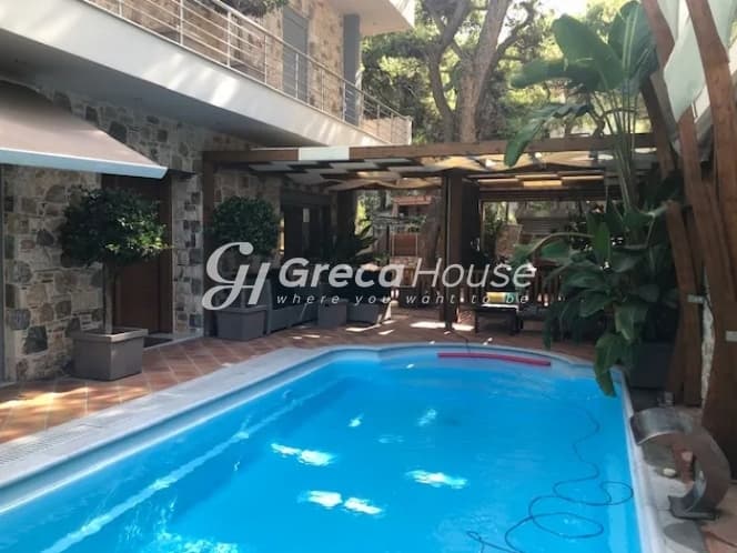 Luxurious 3-Bedroom Maisonette with Pool & Garden in Nea Kifissia - Photo 1